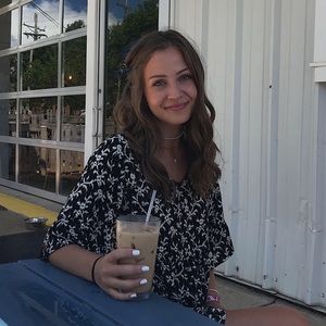 Meet your Posher, Ellie